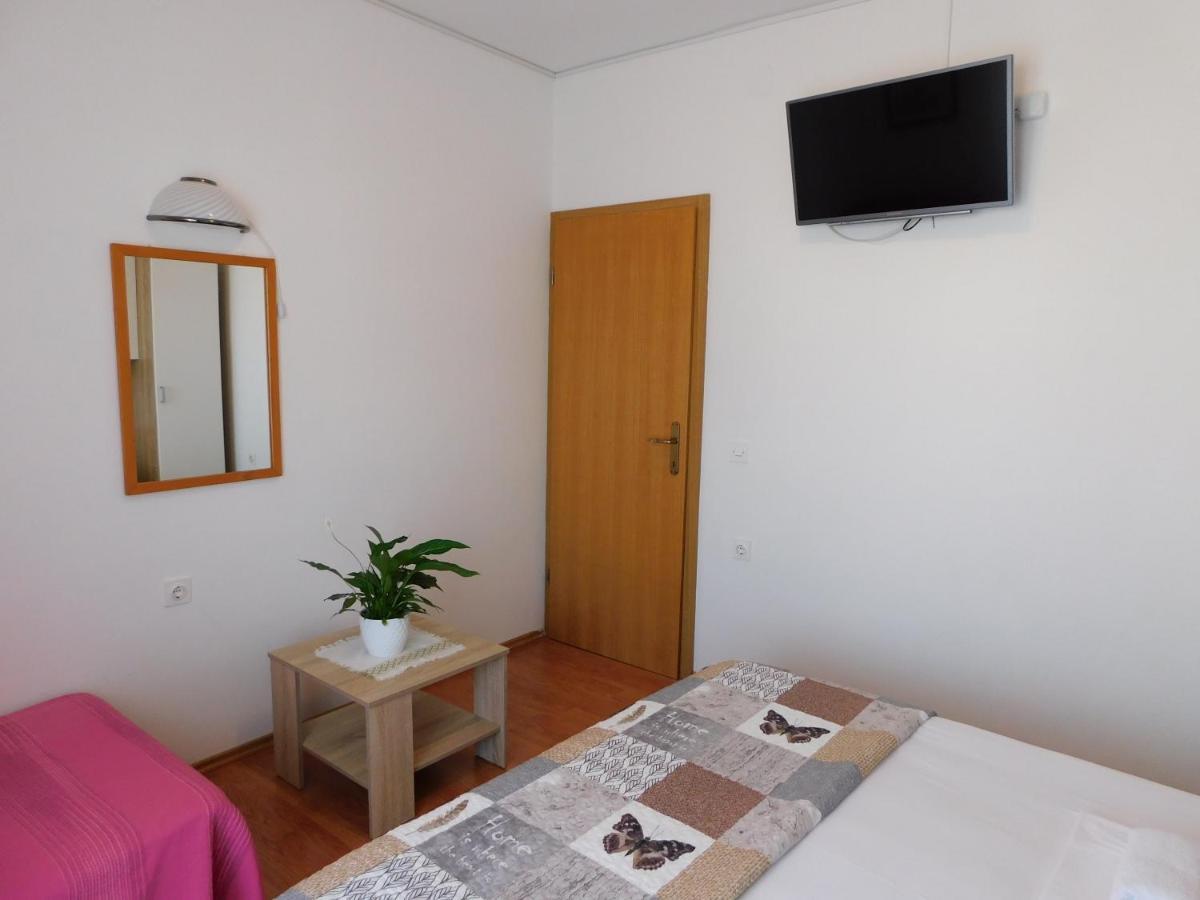 Apartmani Salus Pag Town Dış mekan fotoğraf