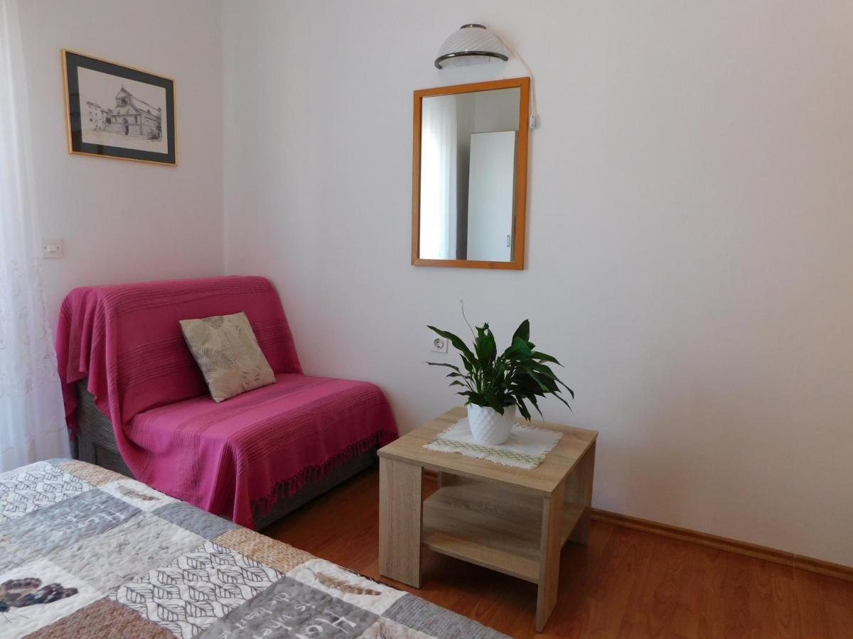 Apartmani Salus Pag Town Dış mekan fotoğraf