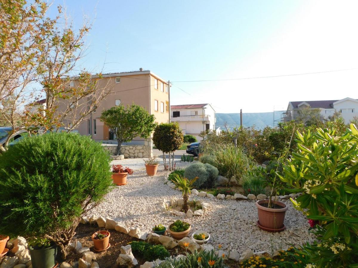 Apartmani Salus Pag Town Dış mekan fotoğraf